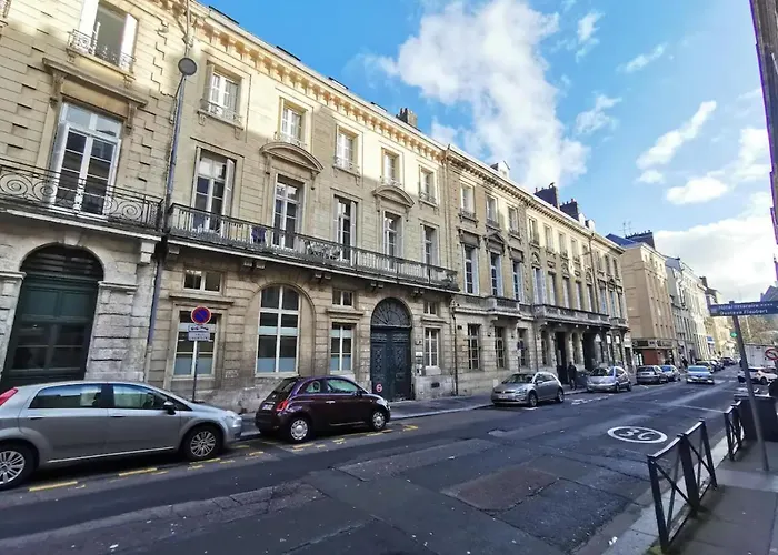 Apartment Le Palm ✧ Duplex Centre Historique *